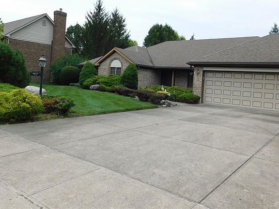 4th image of 225 Southwood Trl
