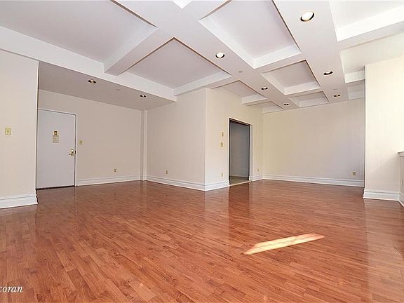 3rd image of 45-02 Ditmars Blvd #225