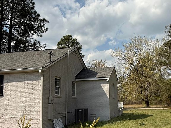 5th image of 2122 Godwin Lake Rd