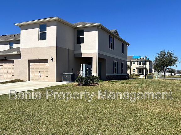 3rd image of 1820 Red Canyon Dr