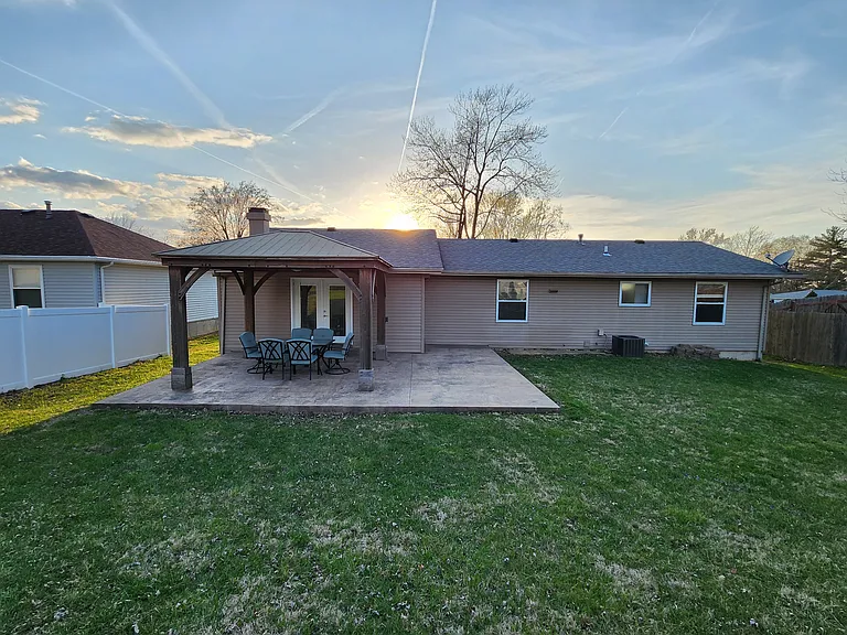 11 Appletree Dr — Photo 20
