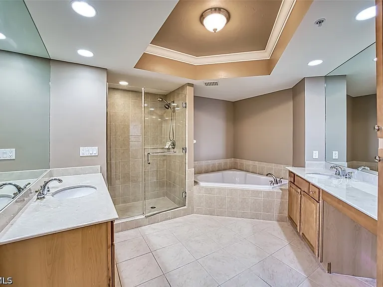 2090 W 1st St #G1607 — Photo 34