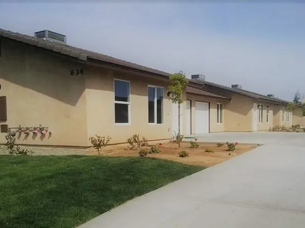 638 W Day Ave #B, Bakersfield, CA 93308