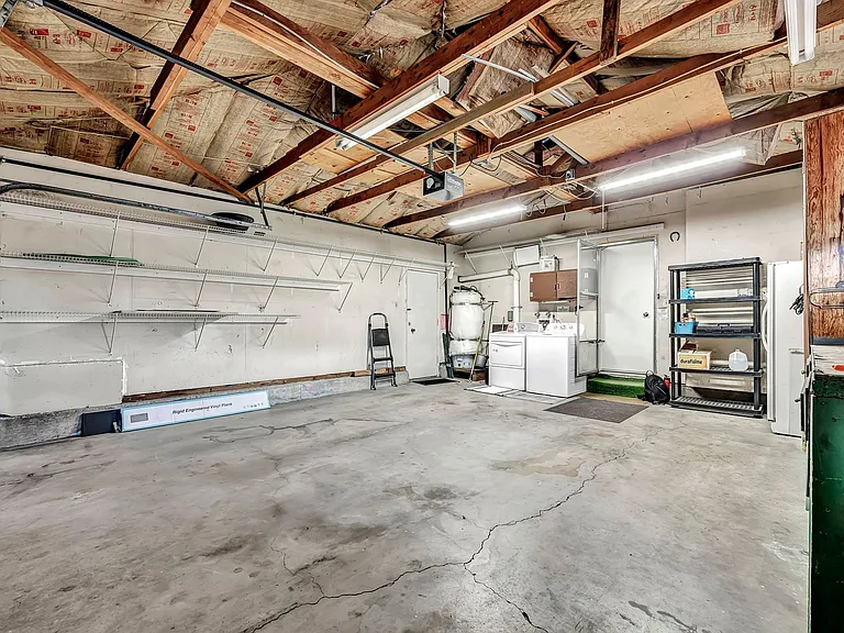 1490 Foster Dr — Photo 41