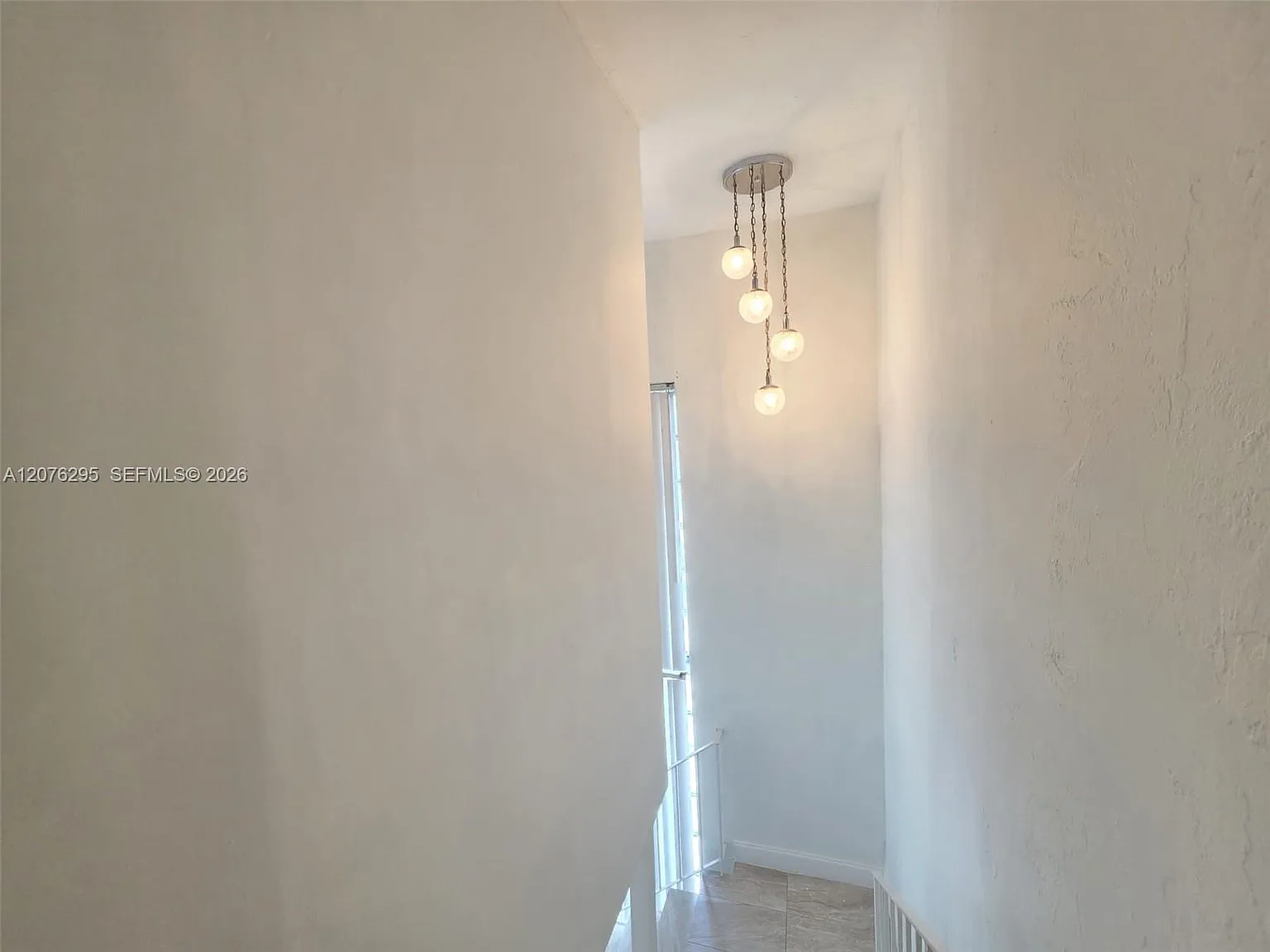 Castle Apts Condo — Photo 4