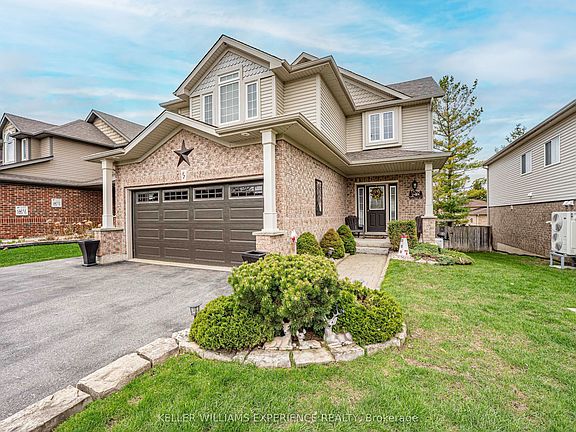 4th image of 87 Armeda Clow Cres
