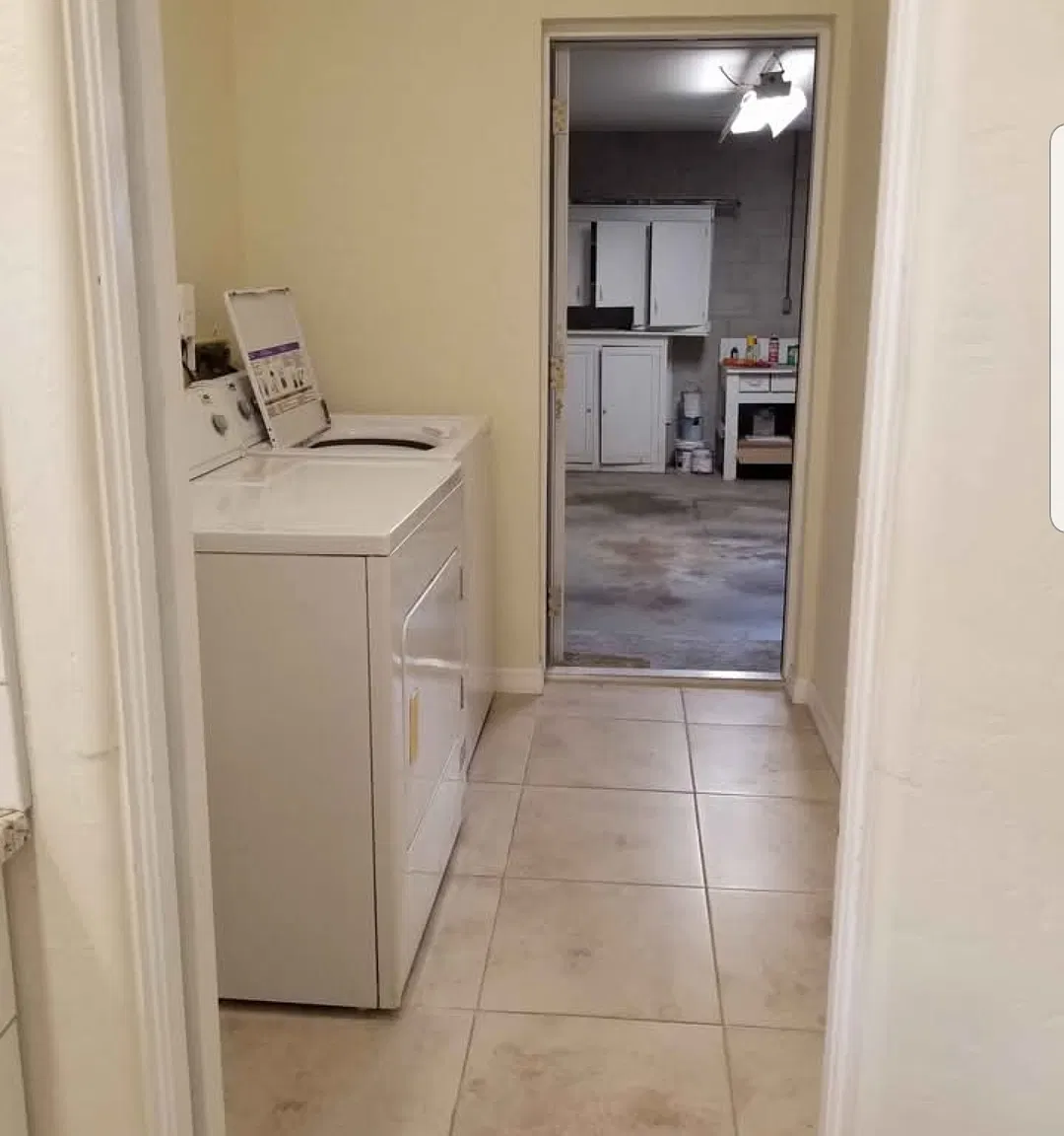 3 bed, 896 sqft, $1,795 — Photo 4