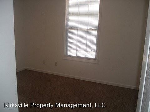 4th image of 423 W Dodson St APT B