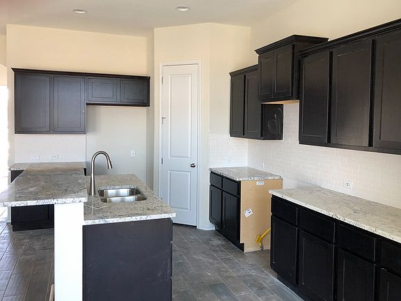3rd image of 13120 Craven Ln
