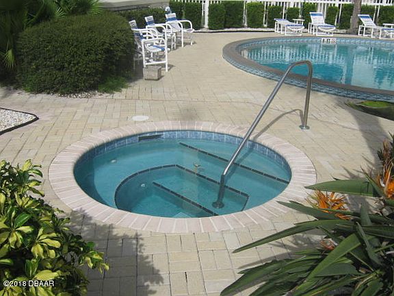 4th image of 100 Silver Beach Ave APT 324
