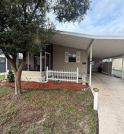 2nd image of 10692 SW 29th Ct