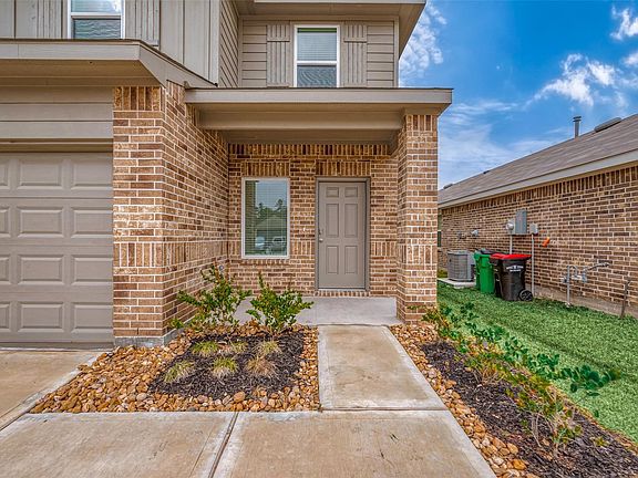 5th image of 5619 Vintage Oakmont Dr