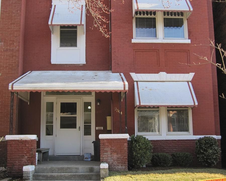2304 W. Grace St - Front Entrance