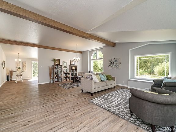 3rd image of 7304 313th Street Ct E
