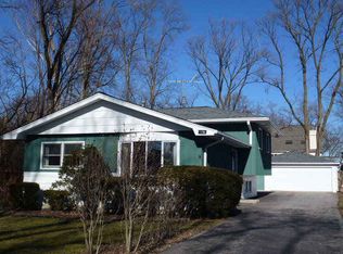 1104 Carol St, Downers Grove, IL 60516