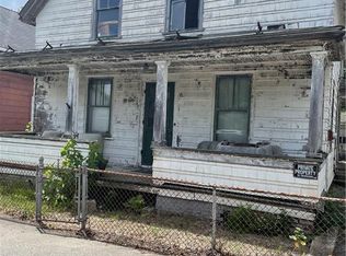 61 Moody St, Bellingham, MA 02019