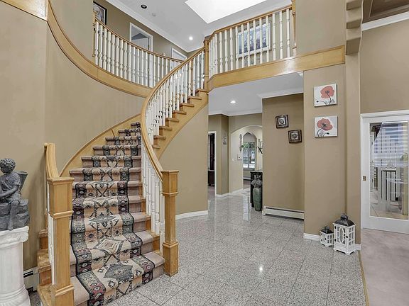 3rd image of 6125 132a St