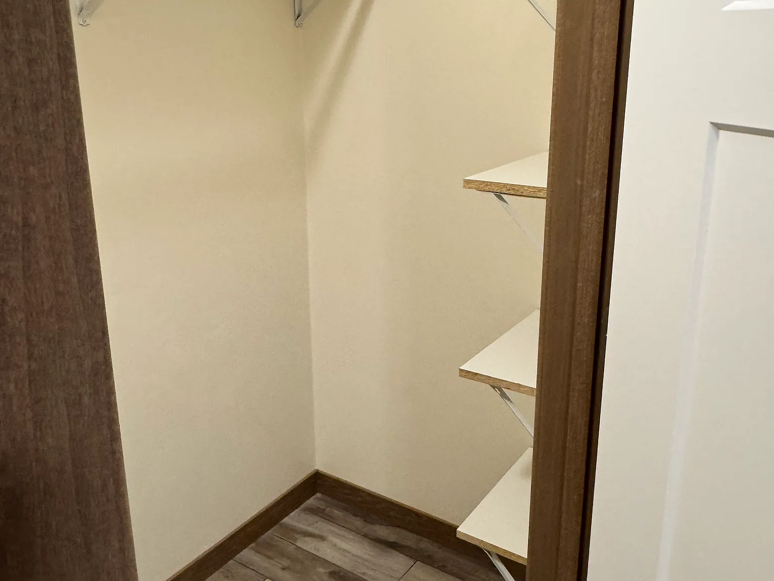 2 bed, 900 sqft, $1,175 — Photo 4