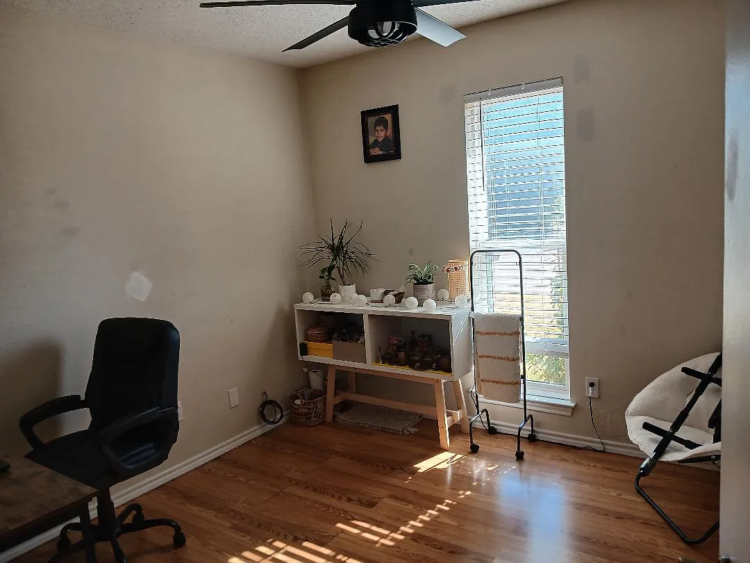 4 bed, 1538 sqft, $2,675 — Photo 2