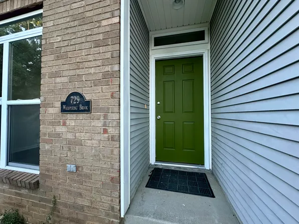 729 Whispering Brook Trce, Lexington, KY 40509