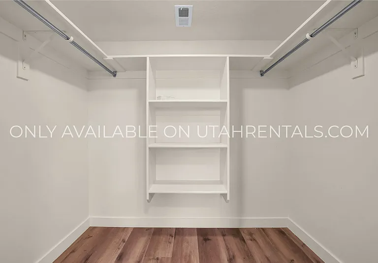 450 W Main St — Photo 12