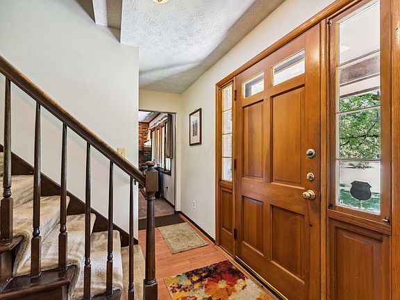 2nd image of 13898 Woodsedge Ct
