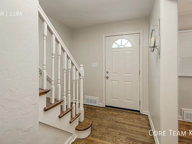 629 E Meyer Blvd #629 — Photo 6