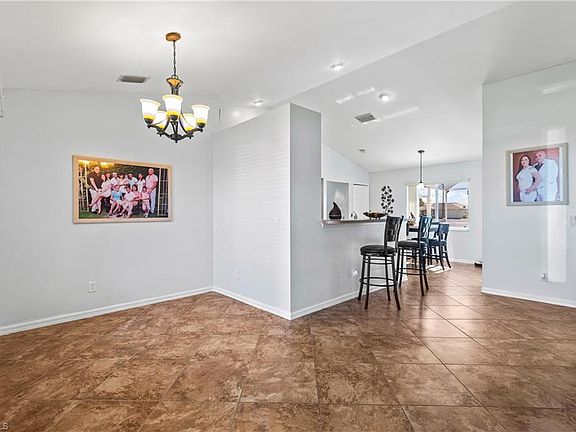 3rd image of 1102 NW 21st St