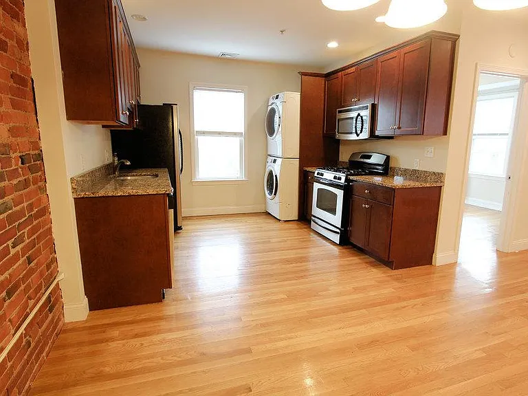 12 Homer St #2 — Photo 10