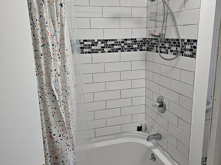 5 Elm St #2 — Photo 5