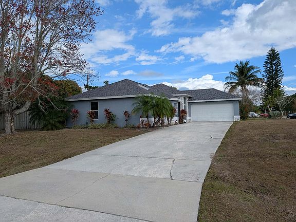 2nd image of 3236 SE Pinto St