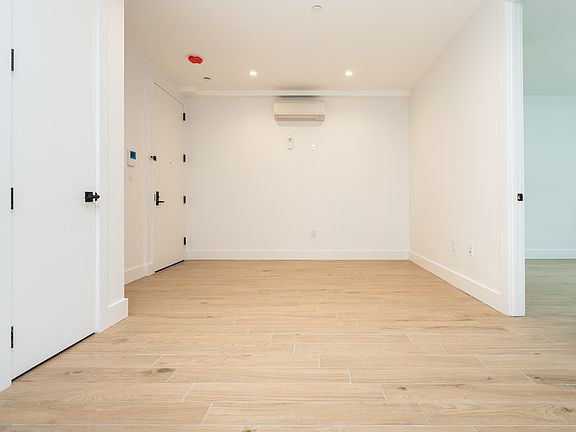 4th image of 95 Central Ave #2A