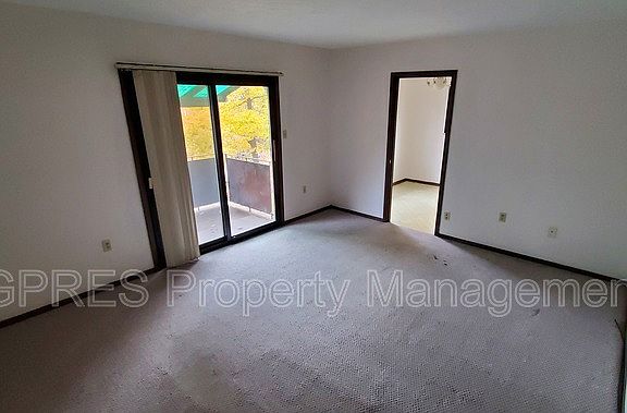 2nd image of 504 Delaware Ave APT 5