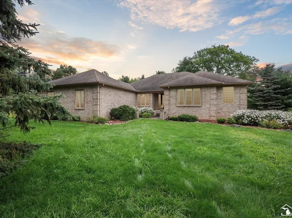 69300 Henry Ross Dr, Romeo, MI 48065