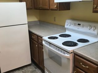 206 N 5th St #1, Doniphan, NE 68832