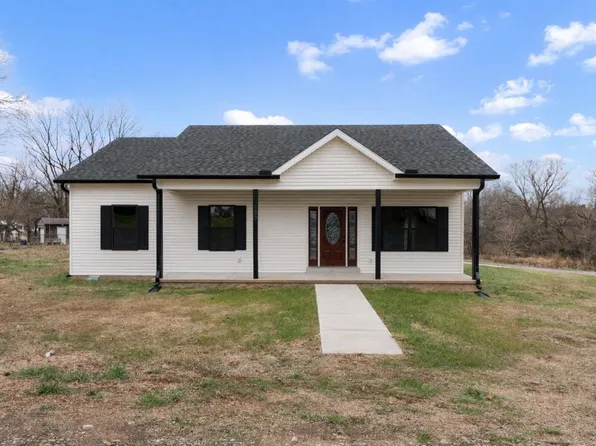 130 Floral Ave, Smiths Grove, KY 42171