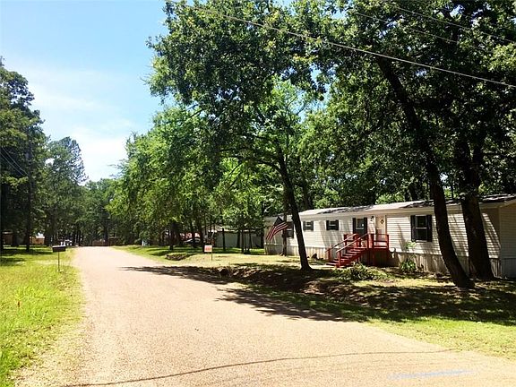 4th image of 211 Bay Dr