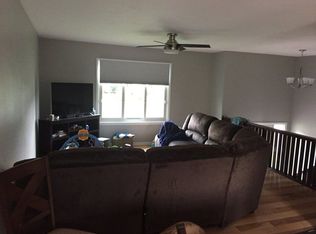 93 Village Park Dr, Morgantown, WV 26508