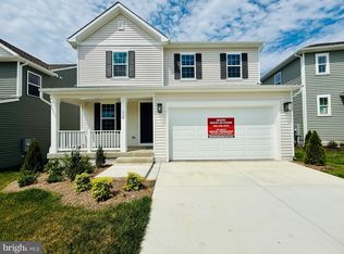 112 Midsummer Ln, Middletown, VA 22645