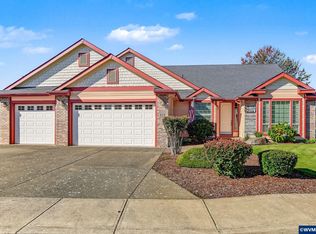 559 SE Syron St, Dallas, OR 97338