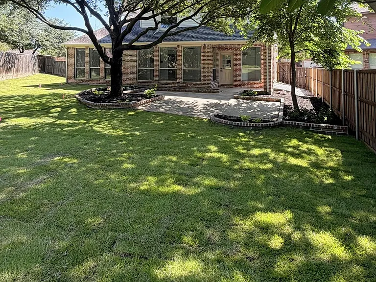 1709 Stapleton Dr — Photo 26