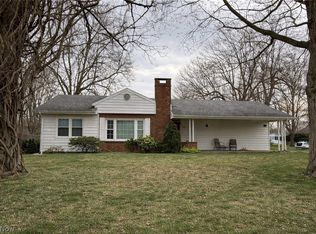 940 Treelane Dr, Ashtabula, OH 44004