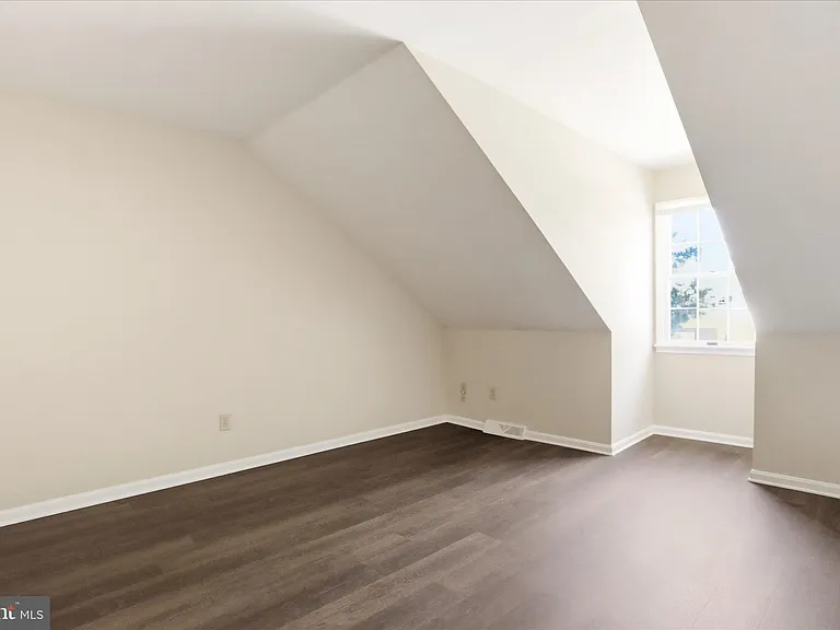 1008 Orchard Dr — Photo 18