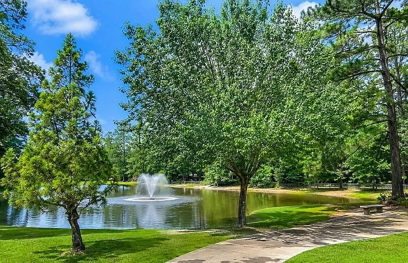 5 bed, 2660 sqft, $3,250 — Photo 3