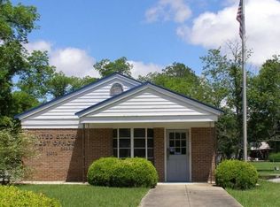 109 8th St S, Pitts, GA 31072