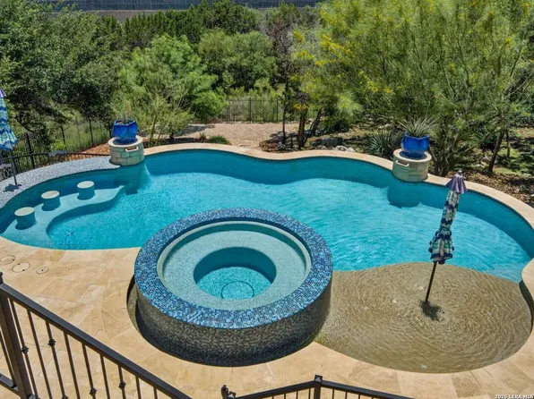 310 MAJESTIC BLF, San Antonio, TX 78258