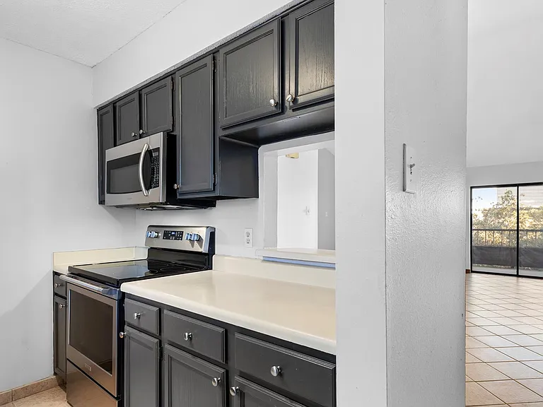 4212 Medical Dr #306 — Photo 8