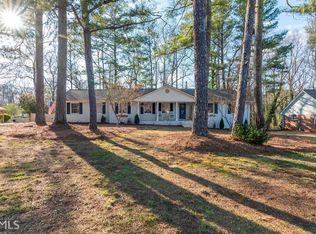 1380 Longwood Dr, Marietta, GA 30008