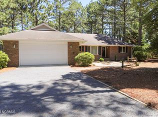 109 Somerset Ln, West End, NC 27376