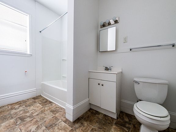 4th image of 41 E 156th St #2176388